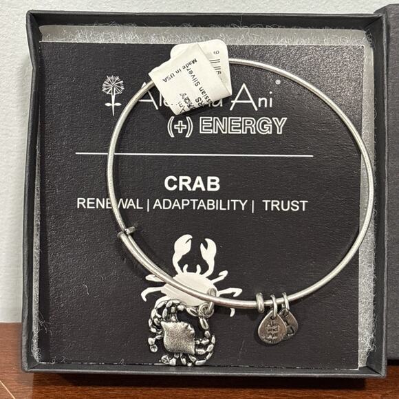 Alex & Ani Rafaelian Silver " Crab " Beach Sea Charm Bangle Bracelet - Picture 2 of 3